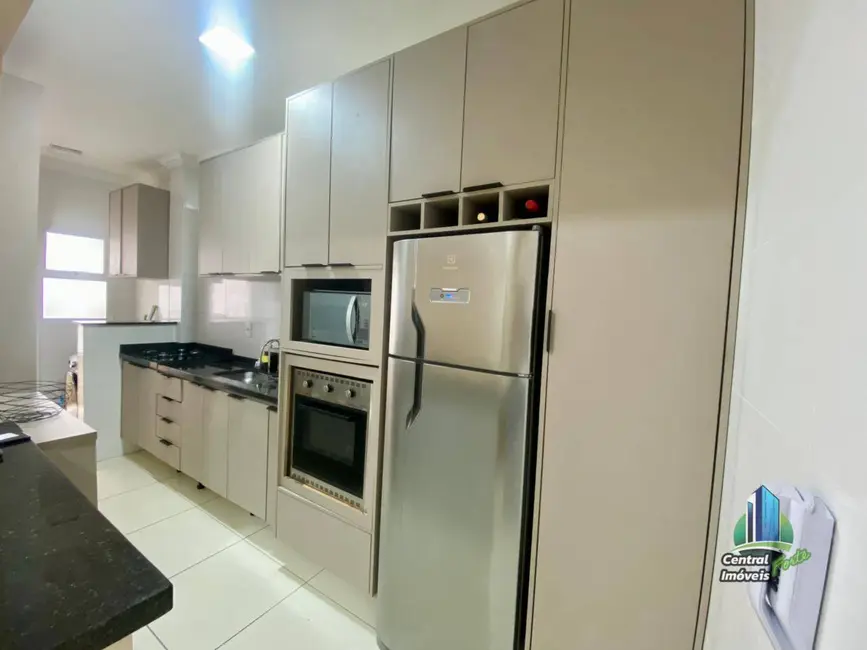 Foto 3 de Apartamento com 2 quartos à venda, 68m2 em Aviação, Praia Grande - SP