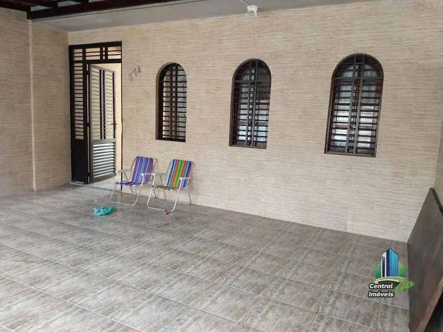 Sobrado com 3 quartos à venda, 125m2 em Boqueirão, Praia Grande - SP - imagem 2 Foto 2 de Sobrado com 3 quartos à venda, 125m2 em Boqueirão, Praia Grande - SP