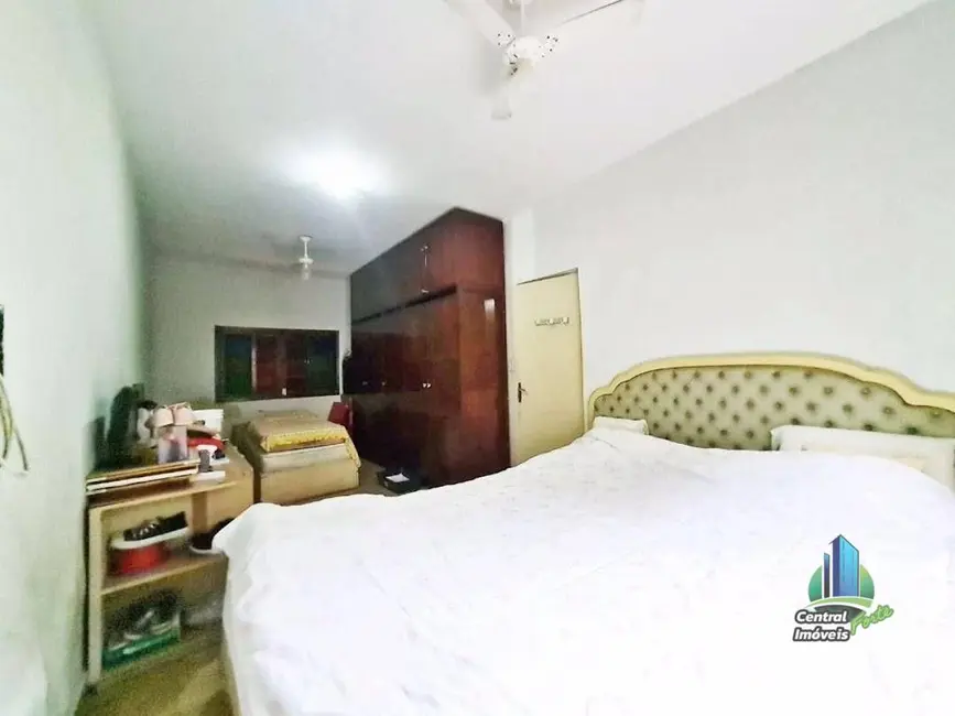 Casa com 2 quartos à venda, 113m2 em Maracanã, Praia Grande - SP - imagem 7 Foto 7 de Casa com 2 quartos à venda, 113m2 em Maracanã, Praia Grande - SP