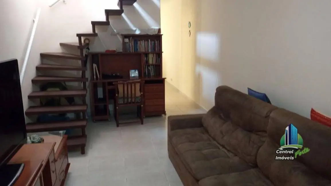 Foto 2 de Sobrado com 3 quartos à venda, 175m2 em Praia Grande - SP