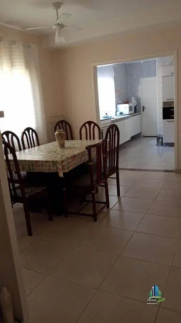 Sobrado com 3 quartos à venda, 175m2 em Praia Grande - SP - imagem 5 Foto 5 de Sobrado com 3 quartos à venda, 175m2 em Praia Grande - SP