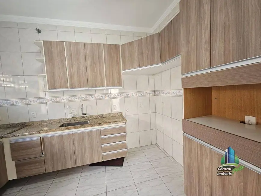 Casa com 3 quartos à venda, 348m2 em Canto do Forte, Praia Grande - SP - imagem 7 Foto 7 de Casa com 3 quartos à venda, 348m2 em Canto do Forte, Praia Grande - SP