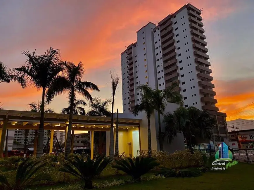 Foto 2 de Apartamento com 2 quartos à venda, 65m2 em Praia Grande - SP