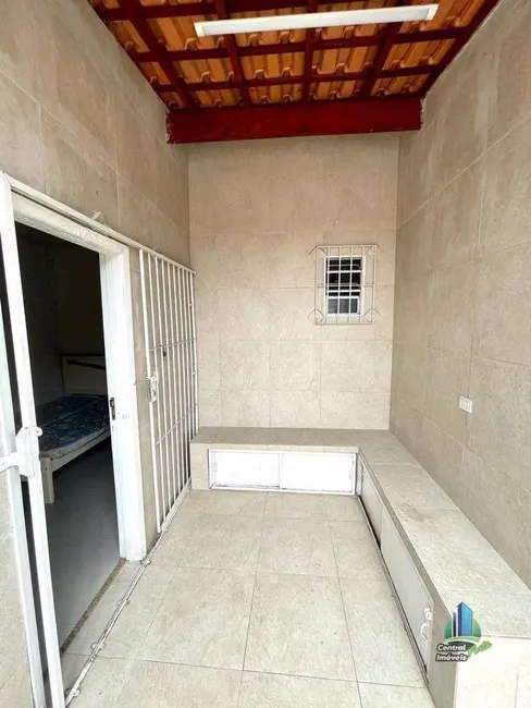 Foto 1 de Casa com 2 quartos à venda, 173m2 em Praia Grande - SP