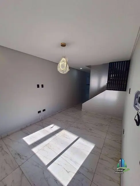 Casa com 2 quartos à venda, 89m2 em Praia Grande - SP - imagem 5 Foto 5 de Casa com 2 quartos à venda, 89m2 em Praia Grande - SP