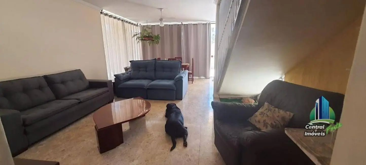 Sobrado com 6 quartos à venda, 540m2 em Mirim, Praia Grande - SP - imagem 5 Foto 5 de Sobrado com 6 quartos à venda, 540m2 em Mirim, Praia Grande - SP