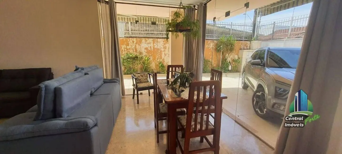 Sobrado com 6 quartos à venda, 540m2 em Mirim, Praia Grande - SP - imagem 7 Foto 7 de Sobrado com 6 quartos à venda, 540m2 em Mirim, Praia Grande - SP