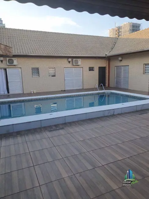 Foto 1 de Casa com 5 quartos à venda, 720m2 em Canto do Forte, Praia Grande - SP