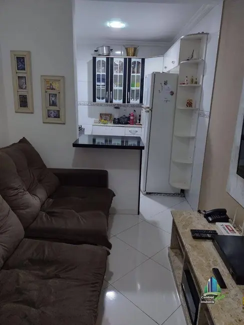 Casa com 2 quartos à venda, 50m2 em Praia Grande - SP - imagem 2 Foto 2 de Casa com 2 quartos à venda, 50m2 em Praia Grande - SP