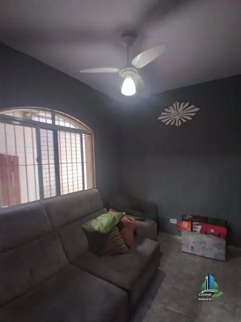 Foto 4 de Casa com 3 quartos à venda, 250m2 em Maracanã, Praia Grande - SP