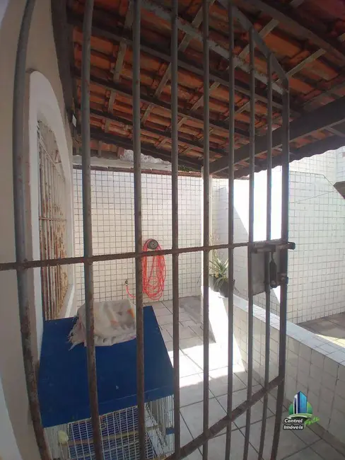 Foto 9 de Casa com 3 quartos à venda, 250m2 em Maracanã, Praia Grande - SP