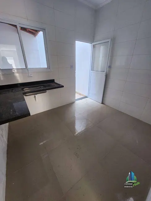 Foto 9 de Sobrado com 2 quartos à venda, 65m2 em Praia Grande - SP