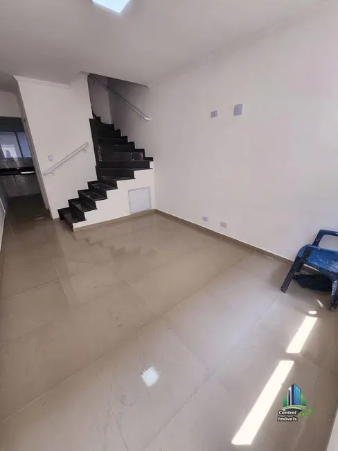 Foto 4 de Sobrado com 2 quartos à venda, 65m2 em Praia Grande - SP