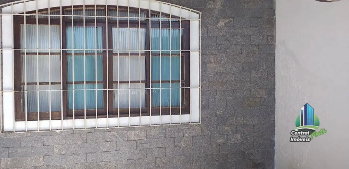 Foto 1 de Casa com 2 quartos à venda, 150m2 em Tupi, Praia Grande - SP