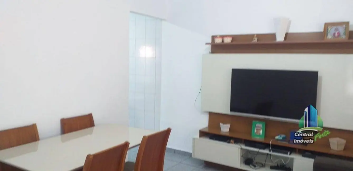 Foto 4 de Casa com 2 quartos à venda, 150m2 em Tupi, Praia Grande - SP