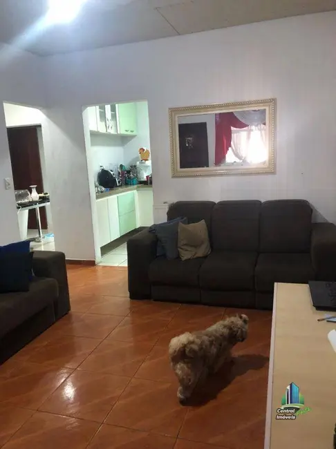 Foto 2 de Sobrado com 3 quartos à venda, 110m2 em Praia Grande - SP