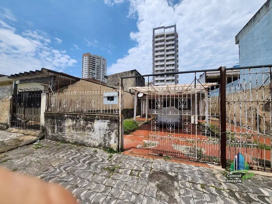 Foto 1 de Terreno / Lote à venda, 223m2 em Boqueirão, Praia Grande - SP