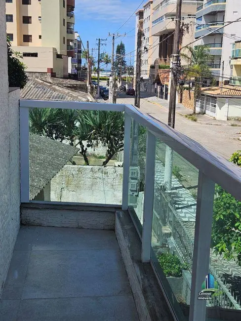 Foto 3 de Casa com 2 quartos à venda, 300m2 em Aviação, Praia Grande - SP