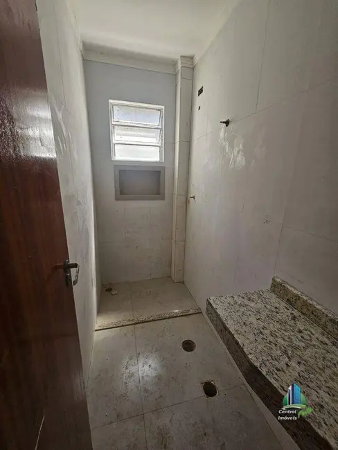 Foto 6 de Casa com 2 quartos à venda, 300m2 em Aviação, Praia Grande - SP