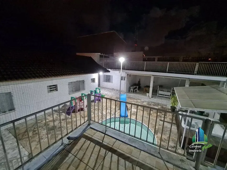 Casa com 4 quartos à venda, 1068m2 em Maracanã, Praia Grande - SP - imagem 7 Foto 7 de Casa com 4 quartos à venda, 1068m2 em Maracanã, Praia Grande - SP