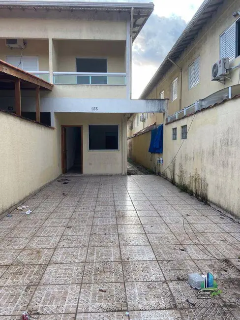 Foto 2 de Sobrado com 2 quartos à venda, 94m2 em Praia Grande - SP