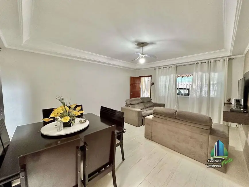 Foto 3 de Sobrado com 3 quartos à venda, 95m2 em Praia Grande - SP
