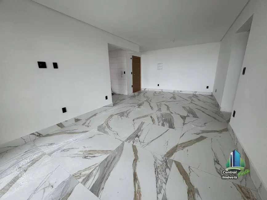 Foto 4 de Apartamento com 3 quartos à venda, 126m2 em Aviação, Praia Grande - SP