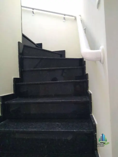 Sobrado com 3 quartos à venda, 109m2 em Praia Grande - SP - imagem 7 Foto 7 de Sobrado com 3 quartos à venda, 109m2 em Praia Grande - SP