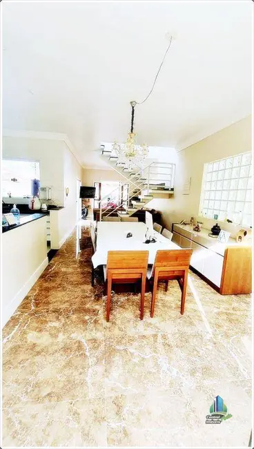 Foto 7 de Sobrado com 4 quartos à venda, 150m2 em Solemar, Praia Grande - SP