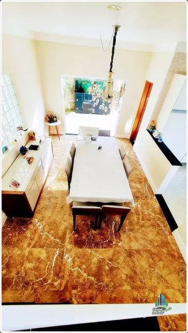 Foto 9 de Sobrado com 4 quartos à venda, 150m2 em Solemar, Praia Grande - SP