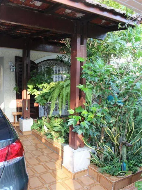 Casa com 3 quartos à venda, 280m2 em Praia Grande - SP - imagem 5 Foto 5 de Casa com 3 quartos à venda, 280m2 em Praia Grande - SP