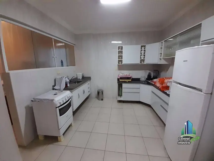 Foto 2 de Apartamento com 2 quartos à venda, 140m2 em Tupi, Praia Grande - SP