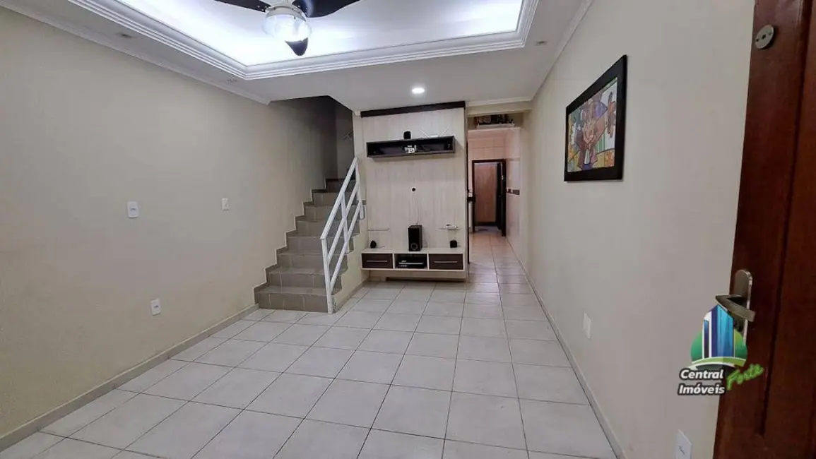 Foto 8 de Sobrado com 2 quartos à venda, 80m2 em Praia Grande - SP