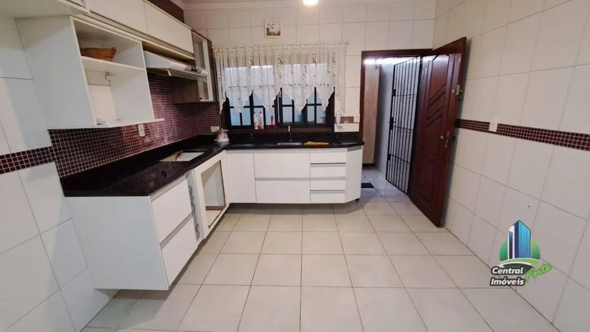 Foto 1 de Sobrado com 2 quartos à venda, 80m2 em Praia Grande - SP