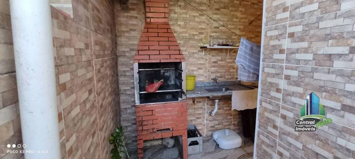 Casa com 2 quartos à venda, 100m2 em Praia Grande - SP - imagem 9 Foto 9 de Casa com 2 quartos à venda, 100m2 em Praia Grande - SP