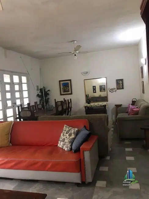 Foto 4 de Casa com 2 quartos à venda, 420m2 em Tupi, Praia Grande - SP