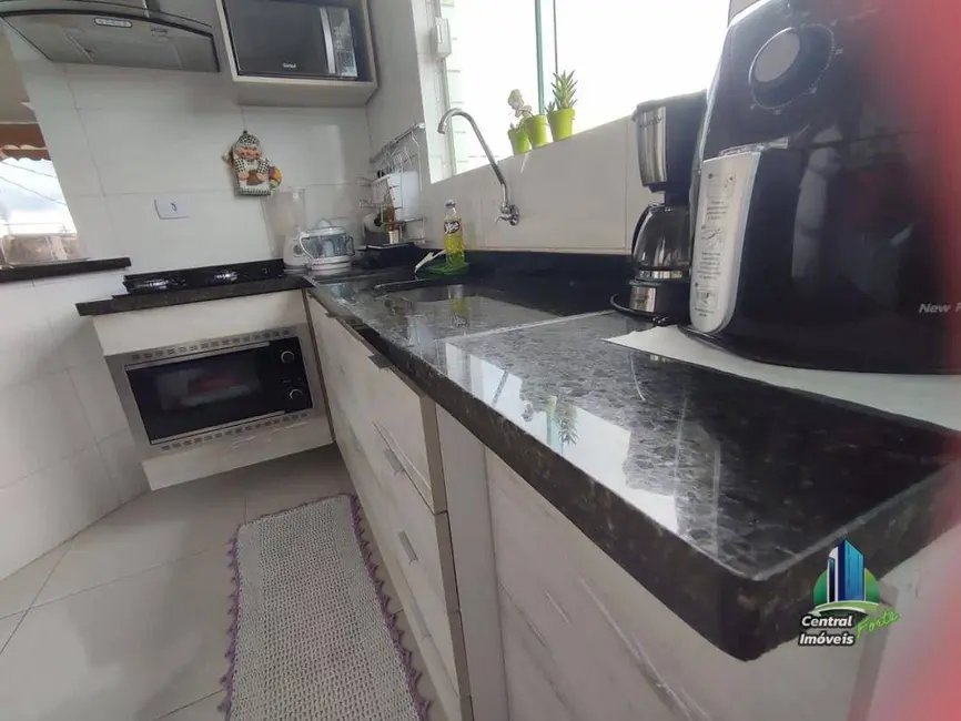 Foto 8 de Casa com 2 quartos à venda, 61m2 em Praia Grande - SP