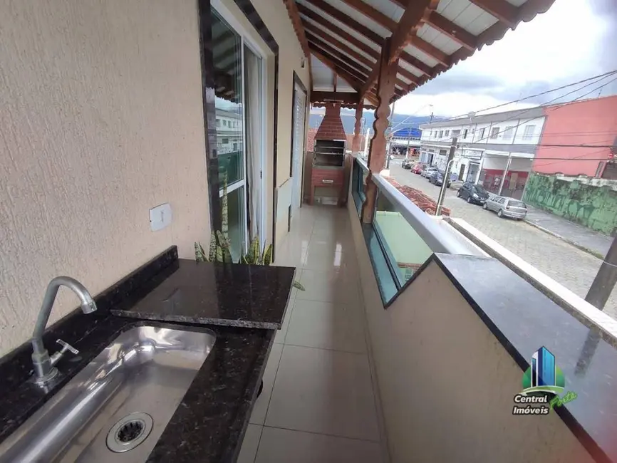 Foto 2 de Casa com 2 quartos à venda, 61m2 em Praia Grande - SP