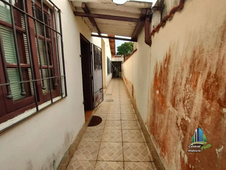 Foto 4 de Casa com 2 quartos à venda, 128m2 em Praia Grande - SP