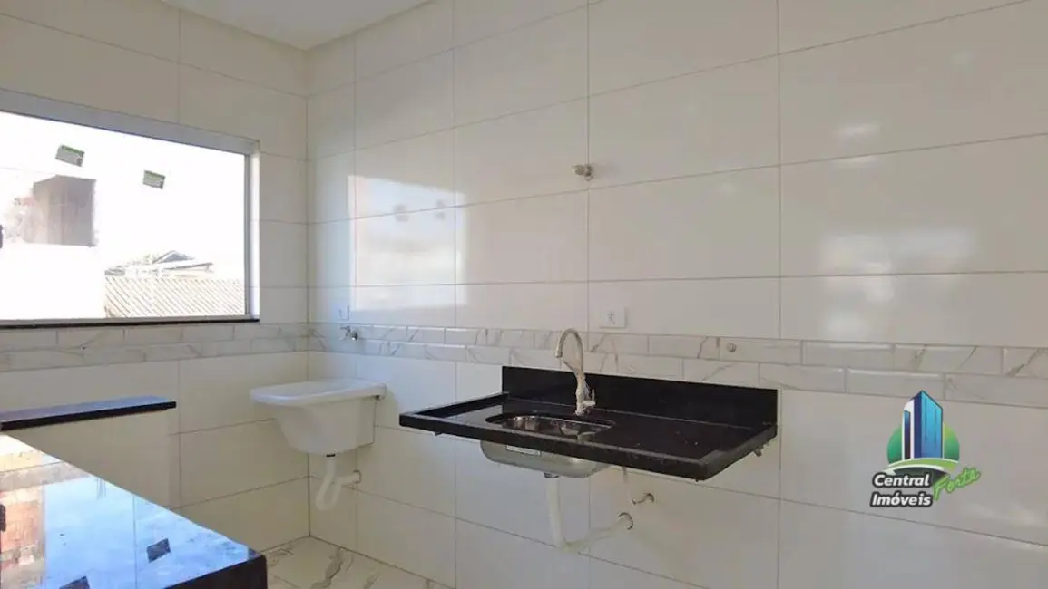 Foto 3 de Casa de Condomínio com 2 quartos à venda, 52m2 em Praia Grande - SP