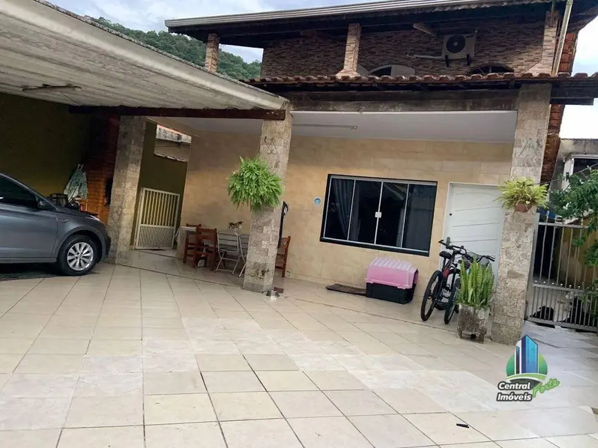 Casa com 4 quartos à venda, 120m2 em Japuí, Sao Vicente - SP - imagem 4 Foto 4 de Casa com 4 quartos à venda, 120m2 em Japuí, Sao Vicente - SP