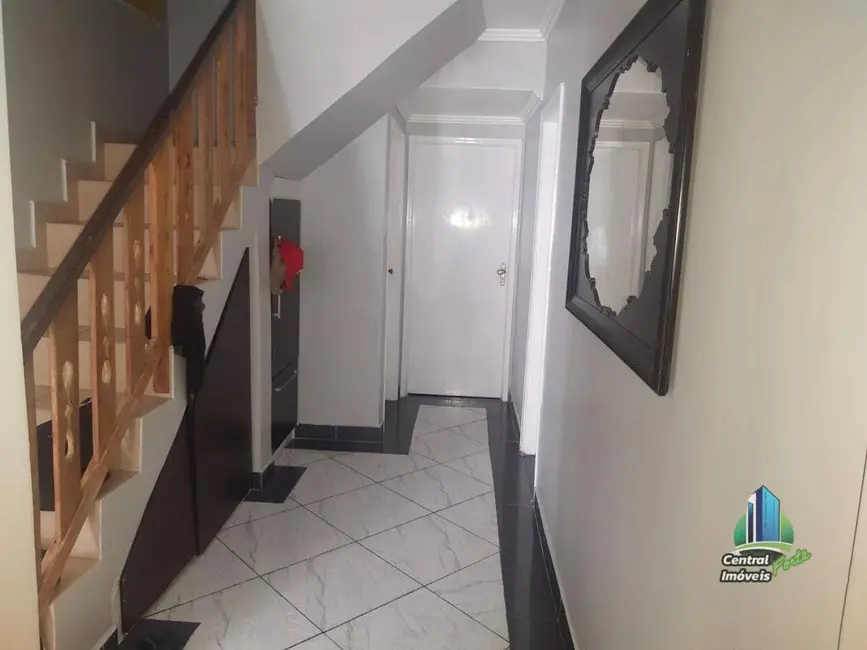 Casa com 4 quartos à venda, 120m2 em Japuí, Sao Vicente - SP - imagem 7 Foto 7 de Casa com 4 quartos à venda, 120m2 em Japuí, Sao Vicente - SP