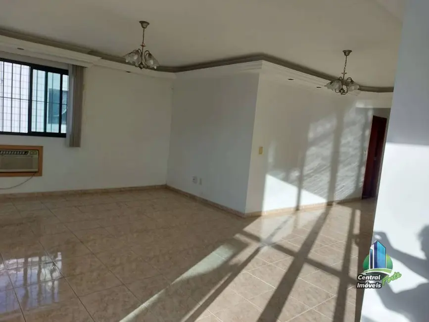 Cobertura com 4 quartos à venda, 256m2 em Canto do Forte, Praia Grande - SP - imagem 9 Foto 9 de Cobertura com 4 quartos à venda, 256m2 em Canto do Forte, Praia Grande - SP