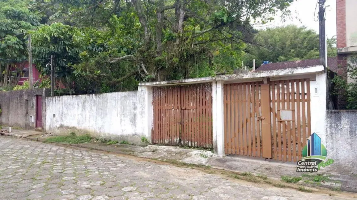 Foto 4 de Casa com 6 quartos à venda, 675m2 em Itanhaem - SP