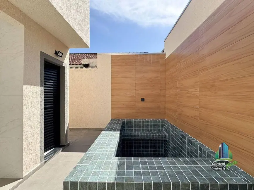 Sobrado com 3 quartos à venda, 120m2 em Praia Grande - SP - imagem 6 Foto 6 de Sobrado com 3 quartos à venda, 120m2 em Praia Grande - SP