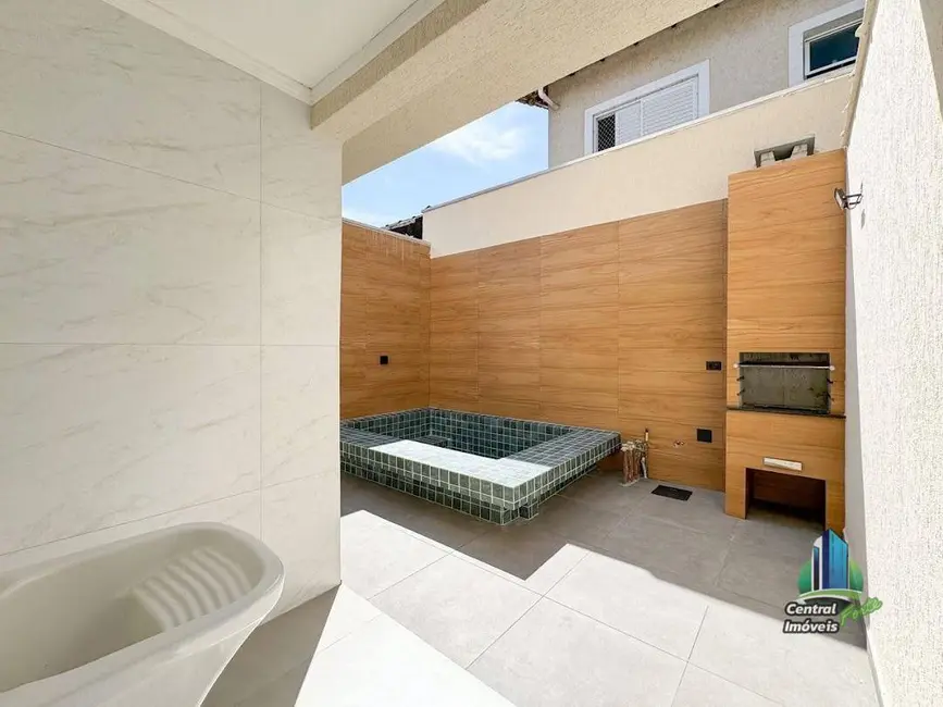 Sobrado com 3 quartos à venda, 120m2 em Praia Grande - SP - imagem 7 Foto 7 de Sobrado com 3 quartos à venda, 120m2 em Praia Grande - SP