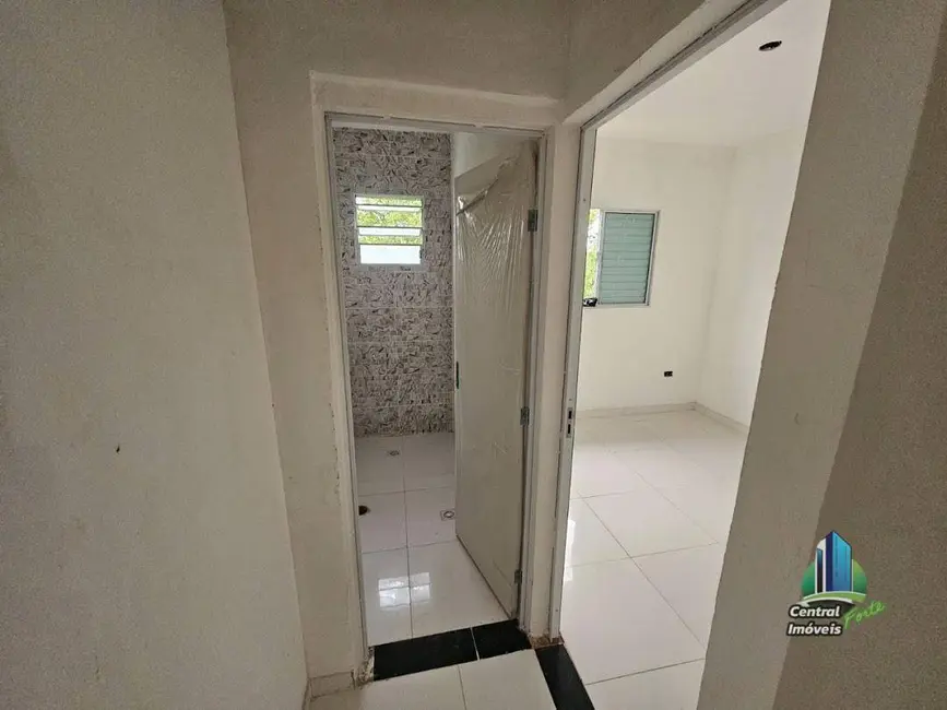Sobrado com 2 quartos à venda, 57m2 em Praia Grande - SP - imagem 7 Foto 7 de Sobrado com 2 quartos à venda, 57m2 em Praia Grande - SP