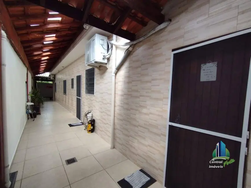 Foto 1 de Casa com 2 quartos à venda, 136m2 em Mirim, Praia Grande - SP