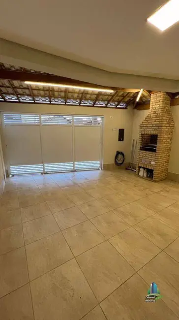 Foto 5 de Sobrado com 2 quartos à venda, 90m2 em Maracanã, Praia Grande - SP