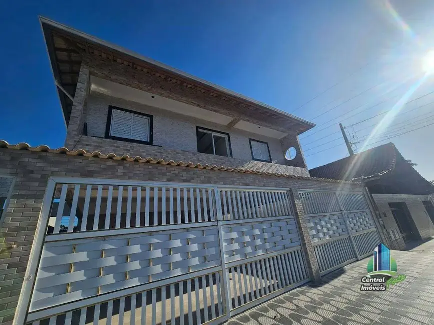 Foto 2 de Casa com 2 quartos à venda, 69m2 em Praia Grande - SP